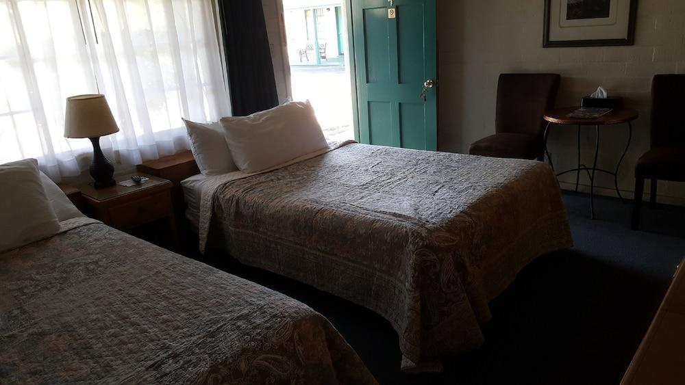 Bishop Village Motel Dış mekan fotoğraf