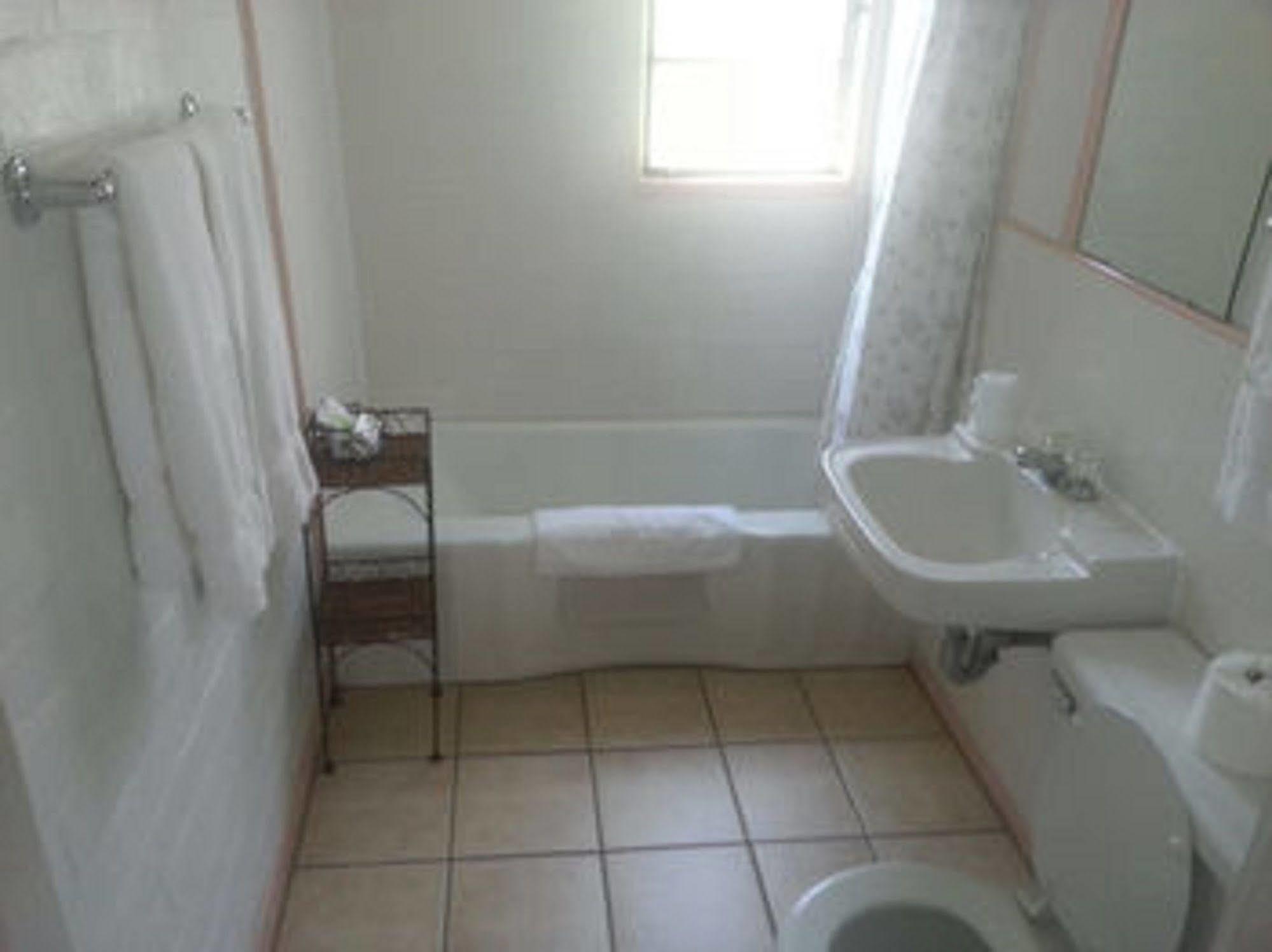 Bishop Village Motel Dış mekan fotoğraf